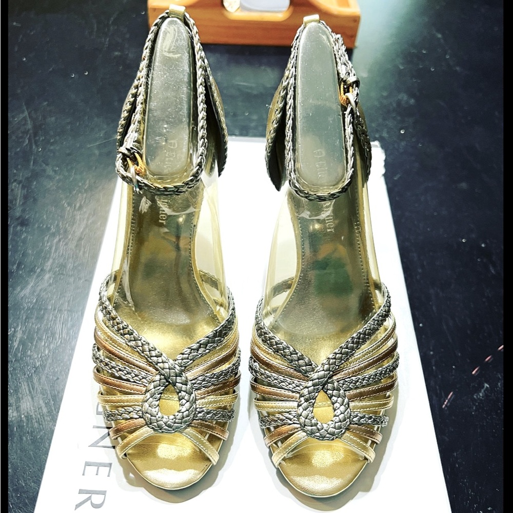 Etienne Aigner Heels